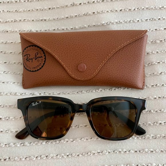 Ray-Ban Accessories - Ray-Ban Polarized Sunglasses RB4323